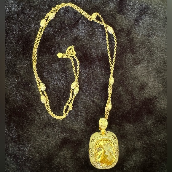 Lauren G Adams LGA Moroccan Pendant Necklace - Picture 2 of 9